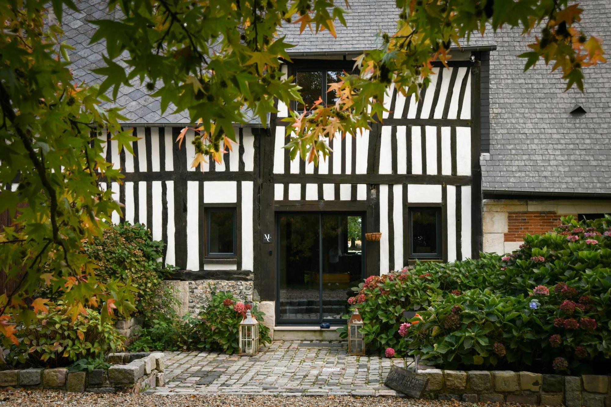 Le Manoir De La Campagne Hotell Yebleron Exteriör bild